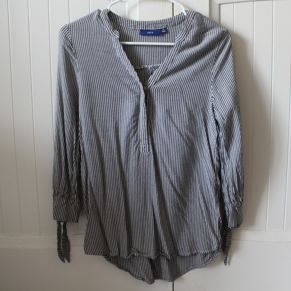 APT.9 Gray Striped Blouse